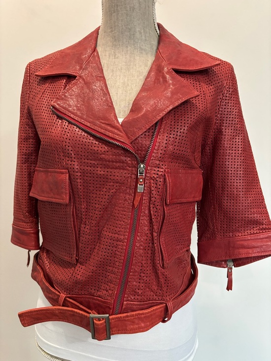 Women's Red Leather Jacket size medium - Picture 2 of 15